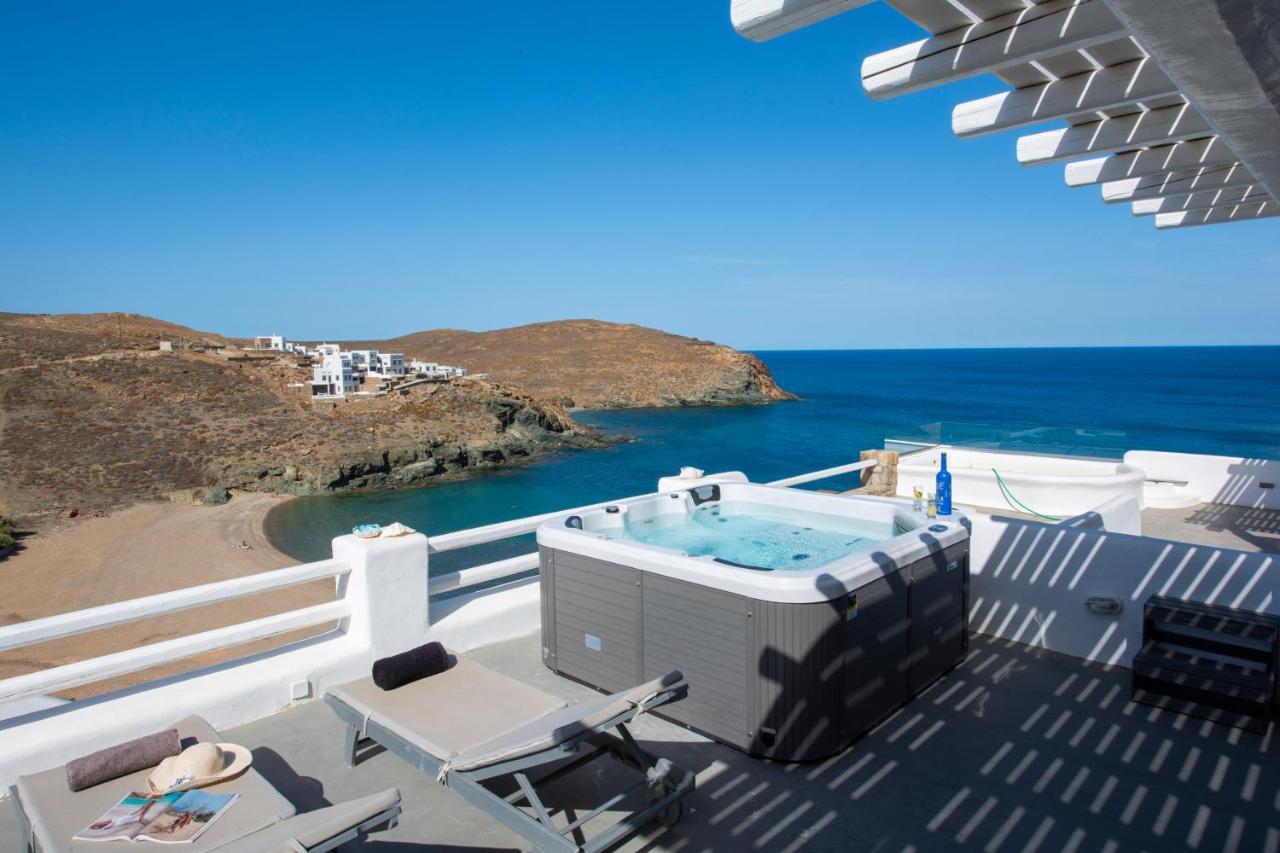 Seaview Oasis With Pool & Hot Tub