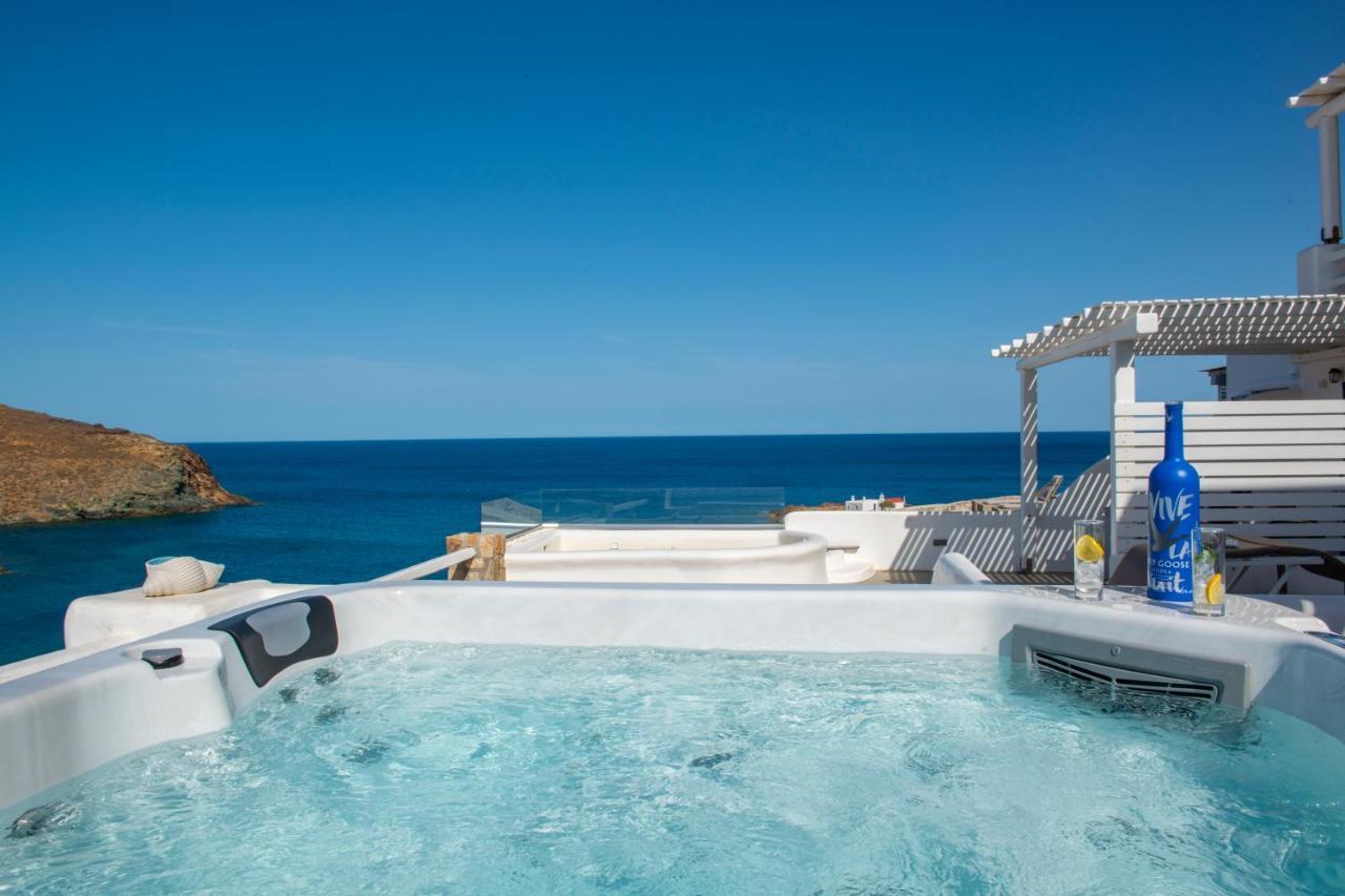Seaview Oasis With Pool & Hot Tub